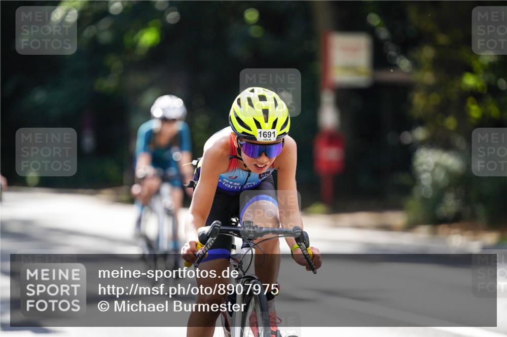 14.09.2025 - Stadtparktriathlon Michael Burmester http://msf.ph/oto/8907975 14.09.2025 13:51:58 Radfahren 1527, 1646, 1647, 1691 meine-sportfotos.de