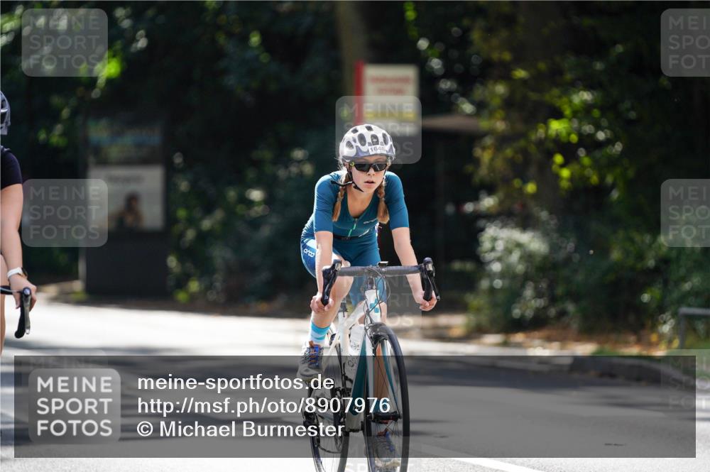 14.09.2025 - Stadtparktriathlon Michael Burmester http://msf.ph/oto/8907976 14.09.2025 13:51:59 Radfahren 1527, 1646, 1647, 1691 meine-sportfotos.de