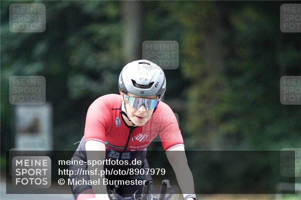 14.09.2025 - Stadtparktriathlon Michael Burmester http://msf.ph/oto/8907979 14.09.2025 09:24:32 Radfahren 317, 378, 405, 465, 476 meine-sportfotos.de