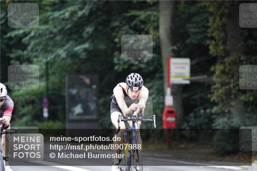 14.09.2025 - Stadtparktriathlon Michael Burmester http://msf.ph/oto/8907988 14.09.2025 09:24:40 Radfahren 321, 378, 405 meine-sportfotos.de