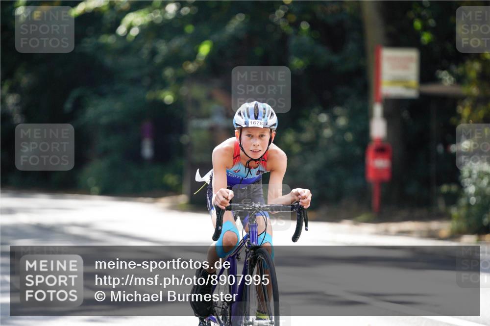 14.09.2025 - Stadtparktriathlon Michael Burmester http://msf.ph/oto/8907995 14.09.2025 13:52:17 Radfahren 1678 meine-sportfotos.de