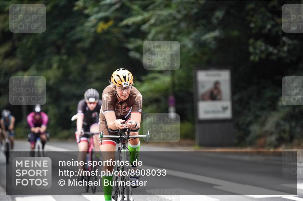 14.09.2025 - Stadtparktriathlon Michael Burmester http://msf.ph/oto/8908033 14.09.2025 09:25:28 Radfahren 316, 322, 422, 425, 431, 452, 475, 499 meine-sportfotos.de