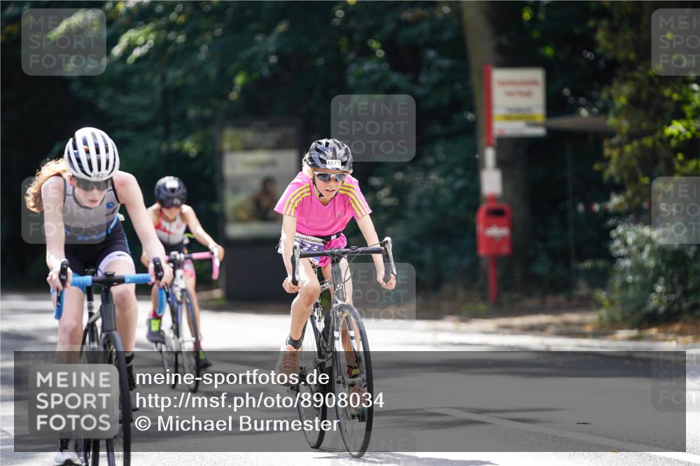 14.09.2025 - Stadtparktriathlon Michael Burmester http://msf.ph/oto/8908034 14.09.2025 13:52:55 Radfahren 1623, 1627, 1644, 1656, 1671, 1679 meine-sportfotos.de