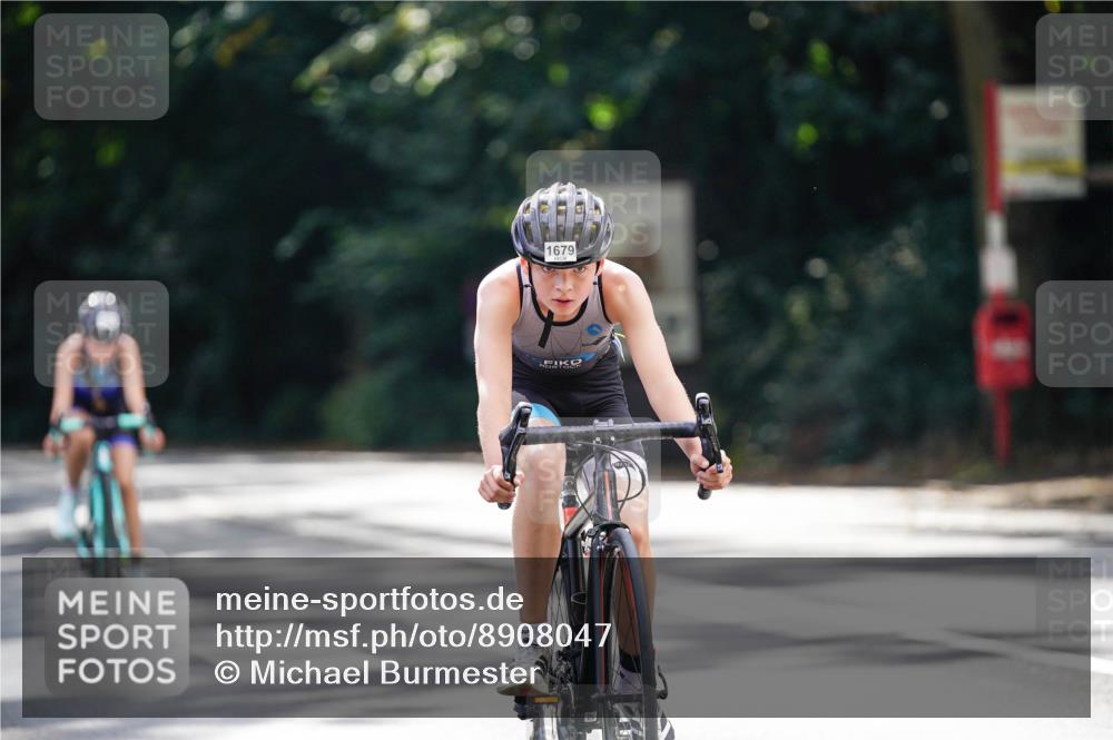 14.09.2025 - Stadtparktriathlon Michael Burmester http://msf.ph/oto/8908047 14.09.2025 13:52:58 Radfahren 1623, 1627, 1644, 1656, 1671, 1679 meine-sportfotos.de