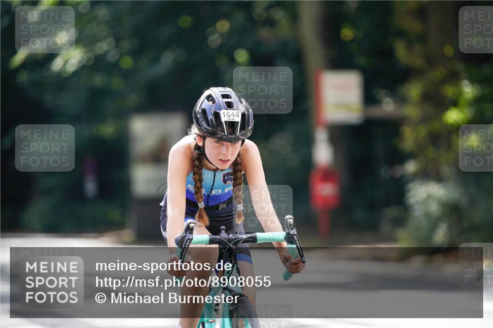 14.09.2025 - Stadtparktriathlon Michael Burmester http://msf.ph/oto/8908055 14.09.2025 13:53:00 Radfahren 1623, 1627, 1644, 1656, 1671, 1679 meine-sportfotos.de