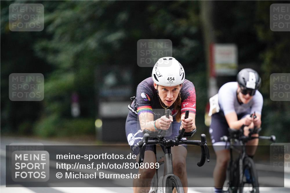 14.09.2025 - Stadtparktriathlon Michael Burmester http://msf.ph/oto/8908089 14.09.2025 09:25:58 Radfahren 454, 455, 471 meine-sportfotos.de