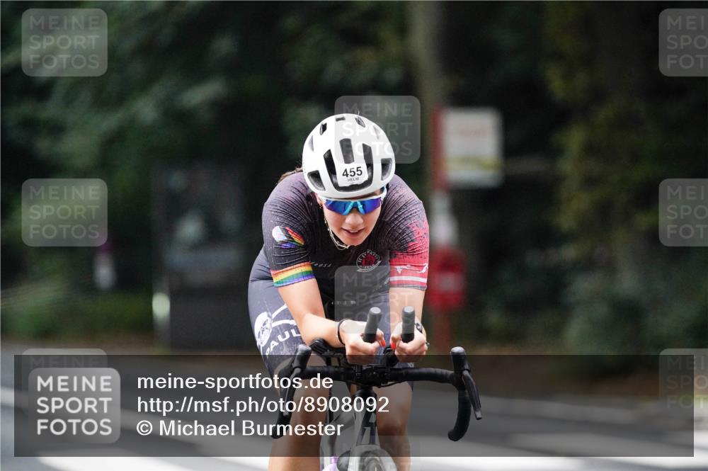 14.09.2025 - Stadtparktriathlon Michael Burmester http://msf.ph/oto/8908092 14.09.2025 09:26:00 Radfahren 454, 455, 471, 482 meine-sportfotos.de