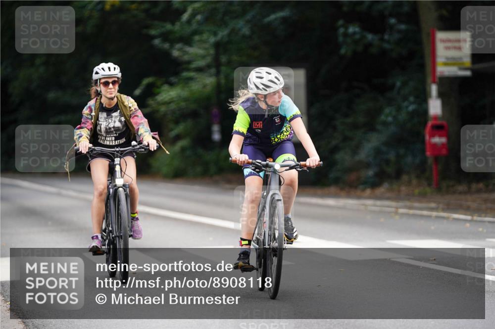 14.09.2025 - Stadtparktriathlon Michael Burmester http://msf.ph/oto/8908118 14.09.2025 13:54:20 Radfahren 1422, 1529, 1625, 1628 meine-sportfotos.de