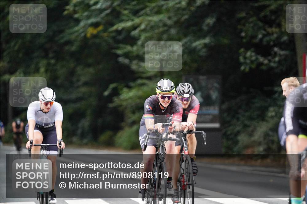 14.09.2025 - Stadtparktriathlon Michael Burmester http://msf.ph/oto/8908119 14.09.2025 09:26:26 Radfahren 320, 356, 381, 389, 419, 439, 443, 447, 472, 486, 495 meine-sportfotos.de