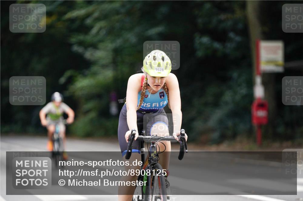 14.09.2025 - Stadtparktriathlon Michael Burmester http://msf.ph/oto/8908125 14.09.2025 13:54:26 Radfahren 1422, 1624, 1625, 1628, 1683, 1688 meine-sportfotos.de