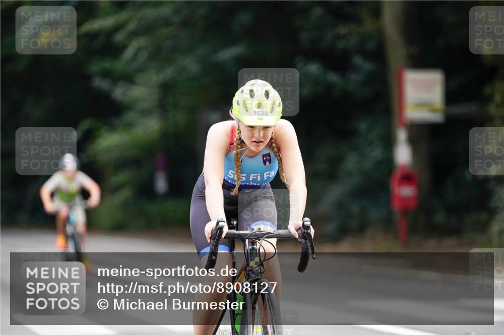 14.09.2025 - Stadtparktriathlon Michael Burmester http://msf.ph/oto/8908127 14.09.2025 13:54:26 Radfahren 1422, 1624, 1625, 1628, 1683, 1688 meine-sportfotos.de