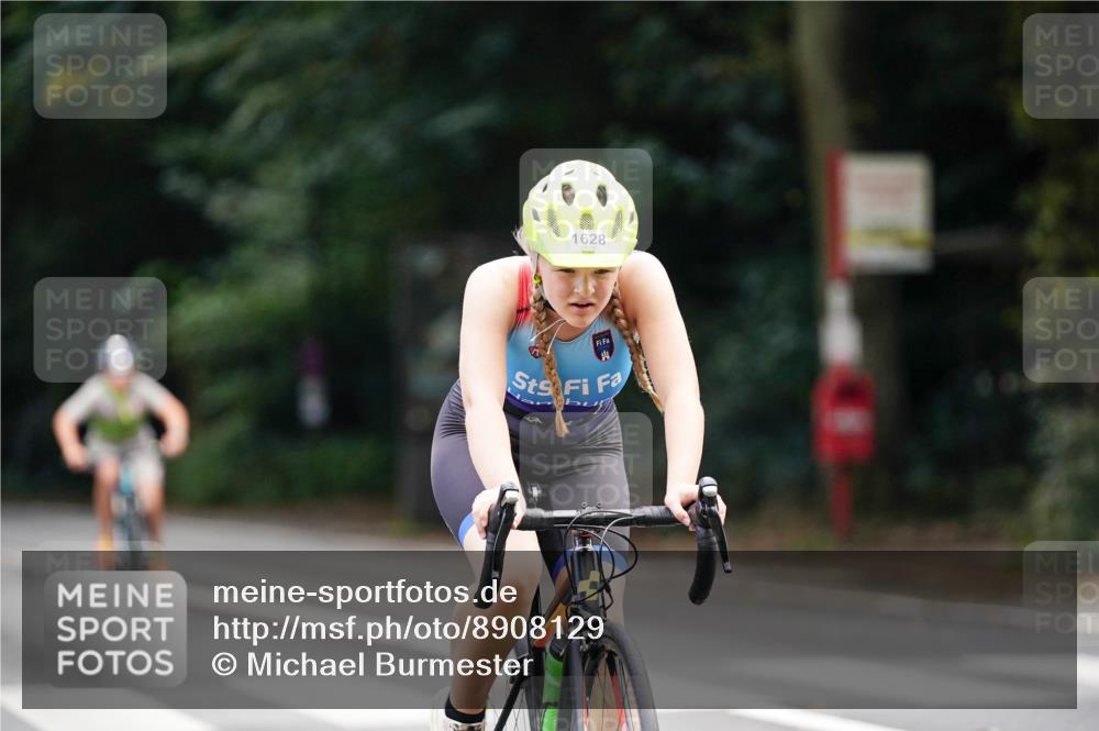 14.09.2025 - Stadtparktriathlon Michael Burmester http://msf.ph/oto/8908129 14.09.2025 13:54:26 Radfahren 1422, 1624, 1625, 1628, 1683, 1688 meine-sportfotos.de