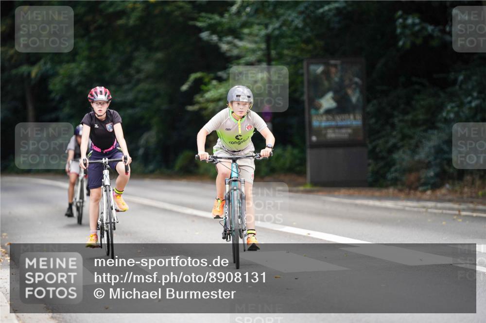 14.09.2025 - Stadtparktriathlon Michael Burmester http://msf.ph/oto/8908131 14.09.2025 13:54:28 Radfahren 1422, 1624, 1628, 1683, 1688 meine-sportfotos.de