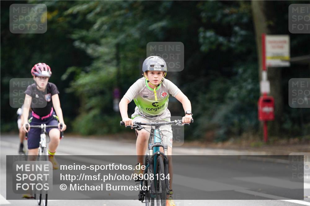 14.09.2025 - Stadtparktriathlon Michael Burmester http://msf.ph/oto/8908134 14.09.2025 13:54:29 Radfahren 1422, 1624, 1628, 1683, 1688 meine-sportfotos.de