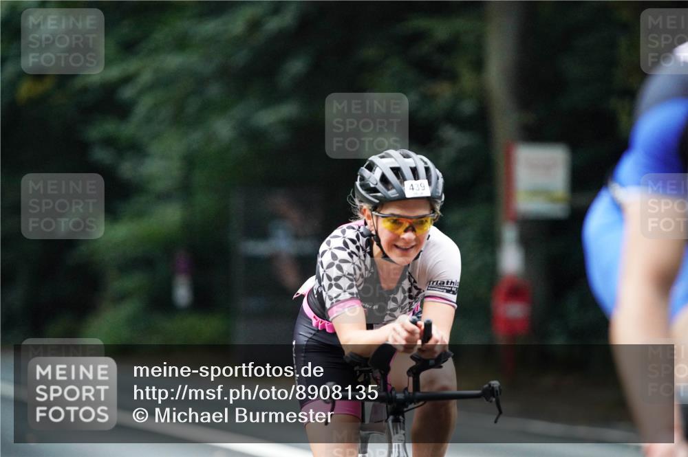 14.09.2025 - Stadtparktriathlon Michael Burmester http://msf.ph/oto/8908135 14.09.2025 09:26:33 Radfahren 306, 338, 356, 381, 389, 419, 439, 456, 472 meine-sportfotos.de