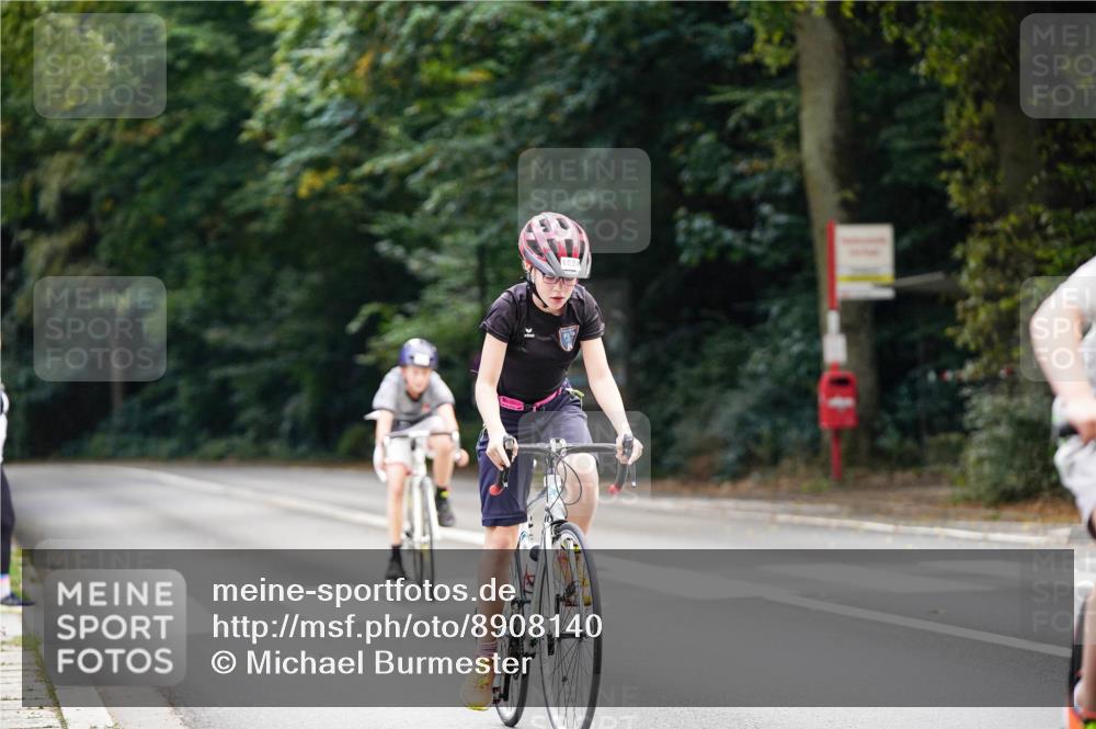 14.09.2025 - Stadtparktriathlon Michael Burmester http://msf.ph/oto/8908140 14.09.2025 13:54:30 Radfahren 1624, 1628, 1683, 1688 meine-sportfotos.de