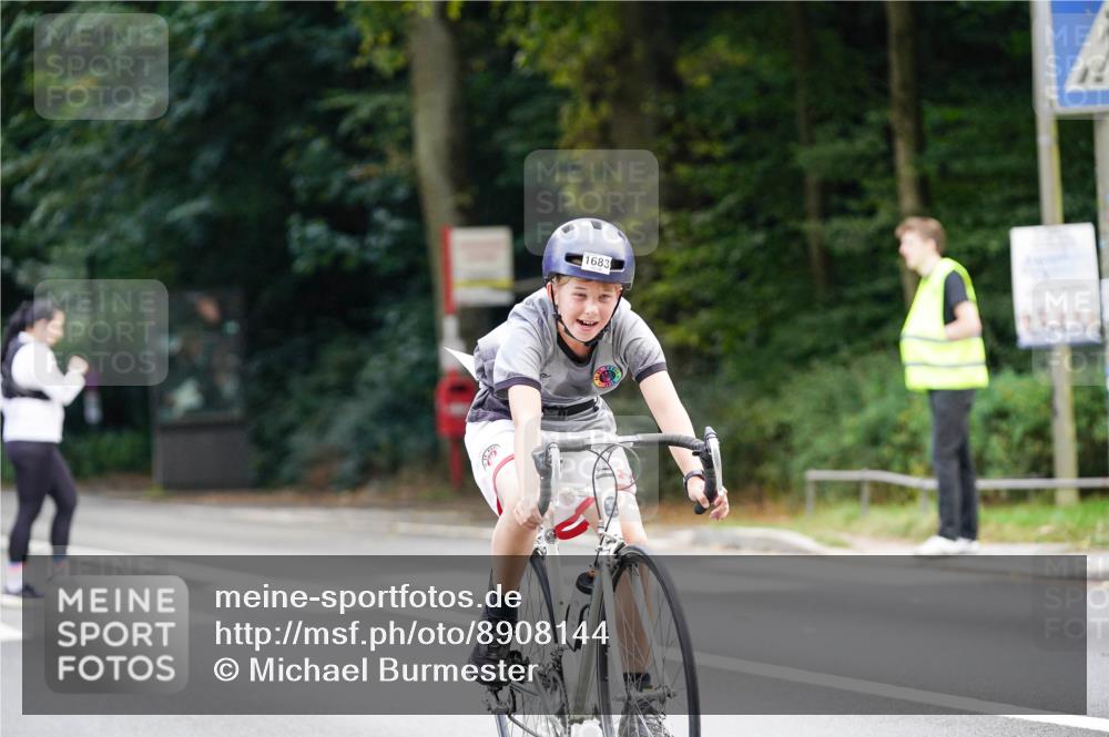 14.09.2025 - Stadtparktriathlon Michael Burmester http://msf.ph/oto/8908144 14.09.2025 13:54:32 Radfahren 1624, 1628, 1683, 1688 meine-sportfotos.de