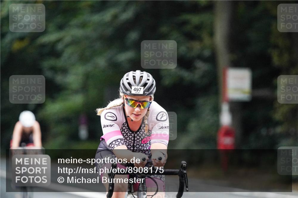 14.09.2025 - Stadtparktriathlon Michael Burmester http://msf.ph/oto/8908175 14.09.2025 09:27:03 Radfahren 477, 492, 497, 503 meine-sportfotos.de