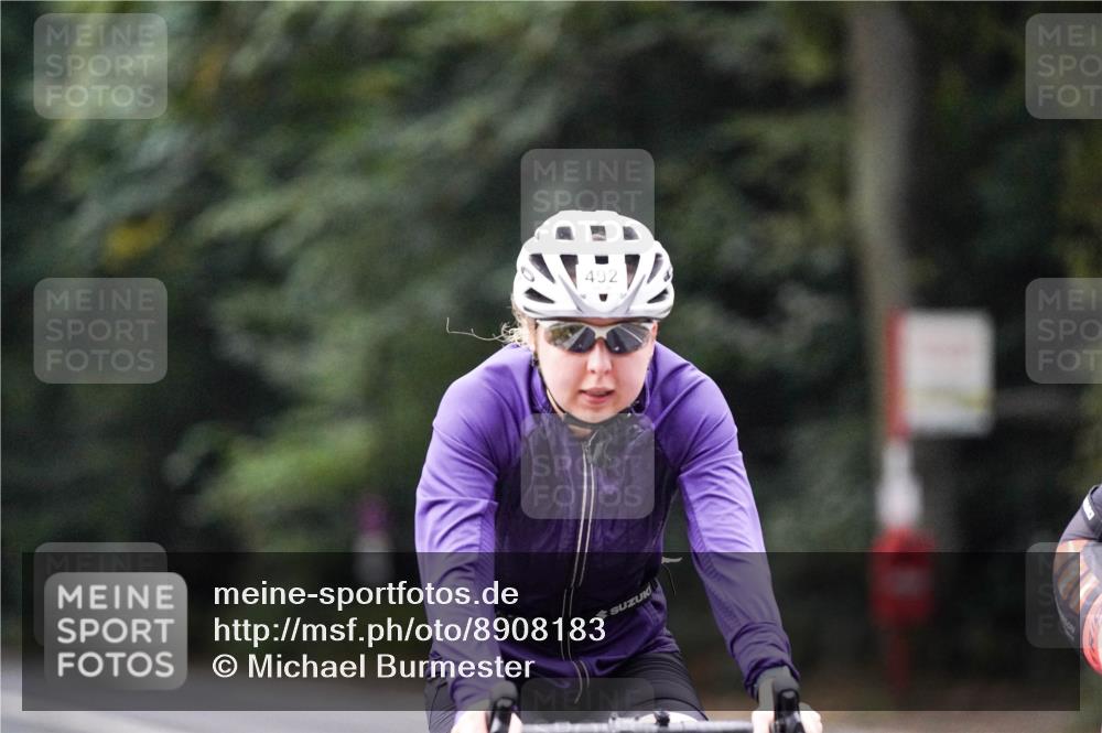 14.09.2025 - Stadtparktriathlon Michael Burmester http://msf.ph/oto/8908183 14.09.2025 09:27:05 Radfahren 477, 492, 497, 503 meine-sportfotos.de