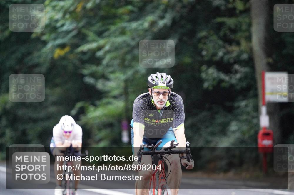 14.09.2025 - Stadtparktriathlon Michael Burmester http://msf.ph/oto/8908204 14.09.2025 09:27:22 Radfahren 346, 359, 438, 473, 494 meine-sportfotos.de