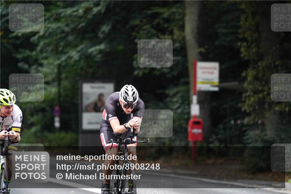 14.09.2025 - Stadtparktriathlon Michael Burmester http://msf.ph/oto/8908248 14.09.2025 09:27:47 Radfahren 380, 386, 401, 404, 445, 506 meine-sportfotos.de
