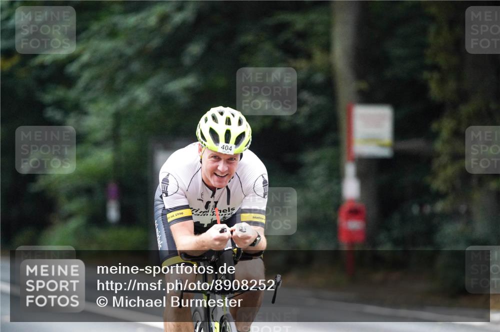 14.09.2025 - Stadtparktriathlon Michael Burmester http://msf.ph/oto/8908252 14.09.2025 09:27:48 Radfahren 380, 386, 401, 404, 445, 505, 506 meine-sportfotos.de