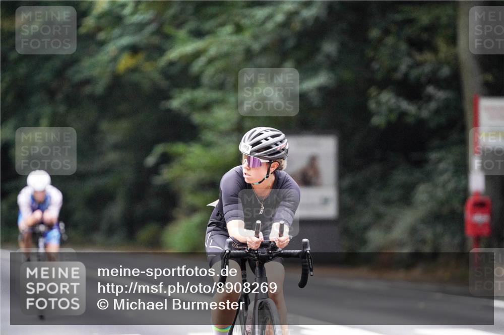14.09.2025 - Stadtparktriathlon Michael Burmester http://msf.ph/oto/8908269 14.09.2025 09:28:14 Radfahren 327, 383, 393, 498 meine-sportfotos.de