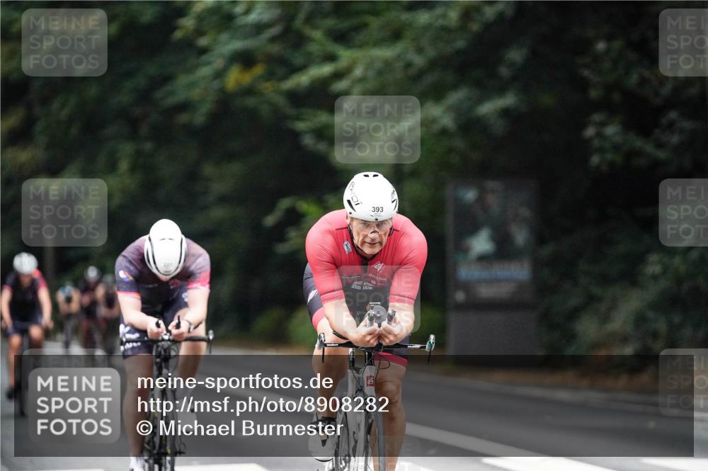14.09.2025 - Stadtparktriathlon Michael Burmester http://msf.ph/oto/8908282 14.09.2025 09:28:20 Radfahren 311, 327, 382, 383, 393, 400, 413, 414, 423, 435, 448, 498 meine-sportfotos.de