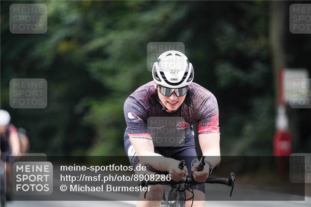 14.09.2025 - Stadtparktriathlon Michael Burmester http://msf.ph/oto/8908286 14.09.2025 09:28:22 Radfahren 311, 327, 382, 393, 400, 413, 414, 423, 430, 435, 448 meine-sportfotos.de