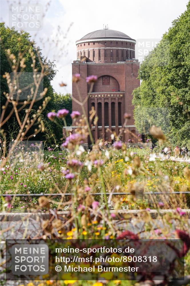 14.09.2025 - Stadtparktriathlon Michael Burmester http://msf.ph/oto/8908318 14.09.2025 14:21:18 Radfahren  meine-sportfotos.de