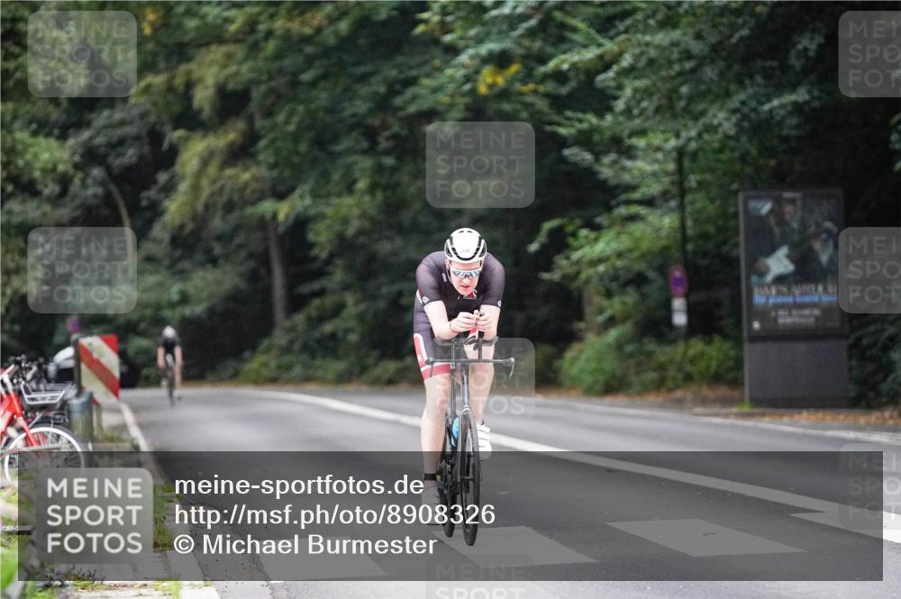 14.09.2025 - Stadtparktriathlon Michael Burmester http://msf.ph/oto/8908326 14.09.2025 09:28:50 Radfahren 398, 410, 504 meine-sportfotos.de