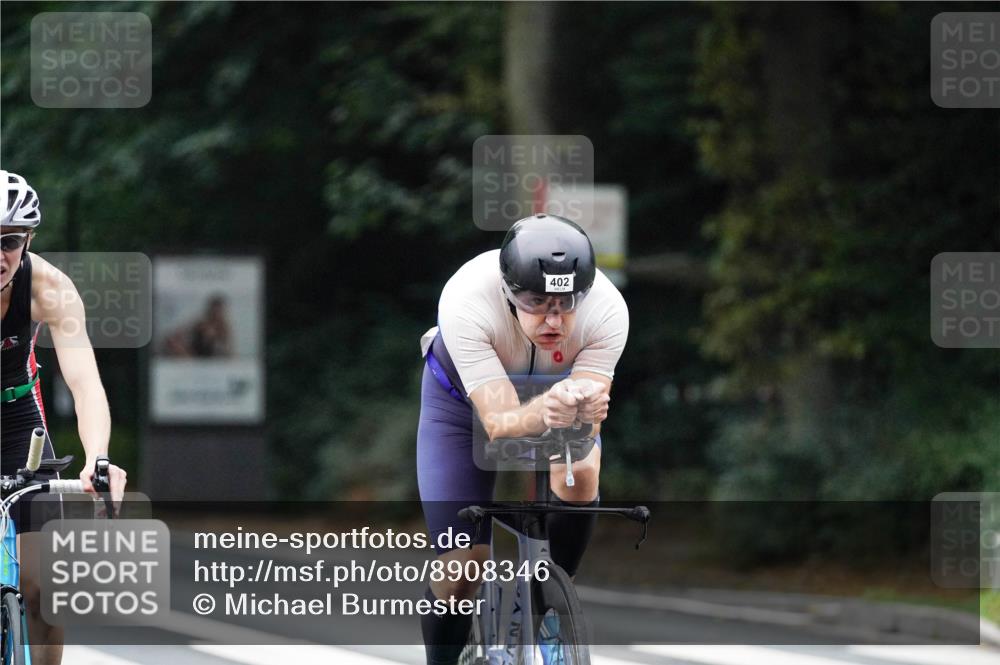 14.09.2025 - Stadtparktriathlon Michael Burmester http://msf.ph/oto/8908346 14.09.2025 09:29:07 Radfahren 392, 402, 408, 416, 487, 500 meine-sportfotos.de