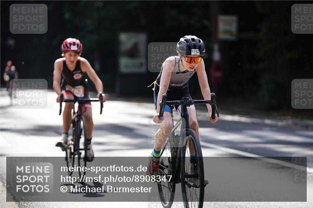 14.09.2025 - Stadtparktriathlon Michael Burmester http://msf.ph/oto/8908347 14.09.2025 14:24:57 Radfahren 1700, 1706, 1730, 1738, 1752, 1760, 1763, 1772 meine-sportfotos.de
