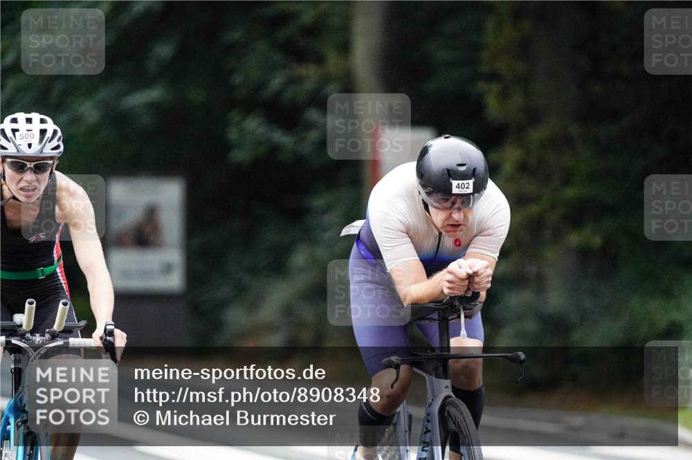 14.09.2025 - Stadtparktriathlon Michael Burmester http://msf.ph/oto/8908348 14.09.2025 09:29:07 Radfahren 392, 402, 408, 416, 487, 500 meine-sportfotos.de