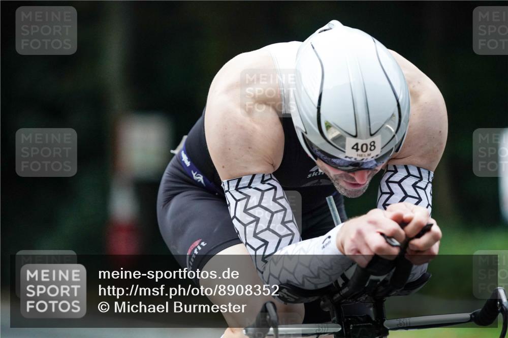 14.09.2025 - Stadtparktriathlon Michael Burmester http://msf.ph/oto/8908352 14.09.2025 09:29:13 Radfahren 402, 408, 416, 500 meine-sportfotos.de