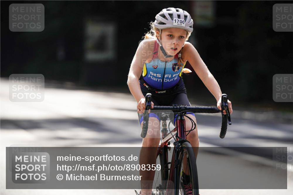 14.09.2025 - Stadtparktriathlon Michael Burmester http://msf.ph/oto/8908359 14.09.2025 14:25:02 Radfahren 1697, 1700, 1703, 1732, 1752, 1763, 1772, 1776, 1788 meine-sportfotos.de