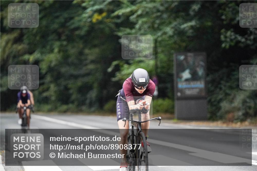 14.09.2025 - Stadtparktriathlon Michael Burmester http://msf.ph/oto/8908377 14.09.2025 09:29:31 Radfahren 406, 418, 437, 460, 462, 478 meine-sportfotos.de