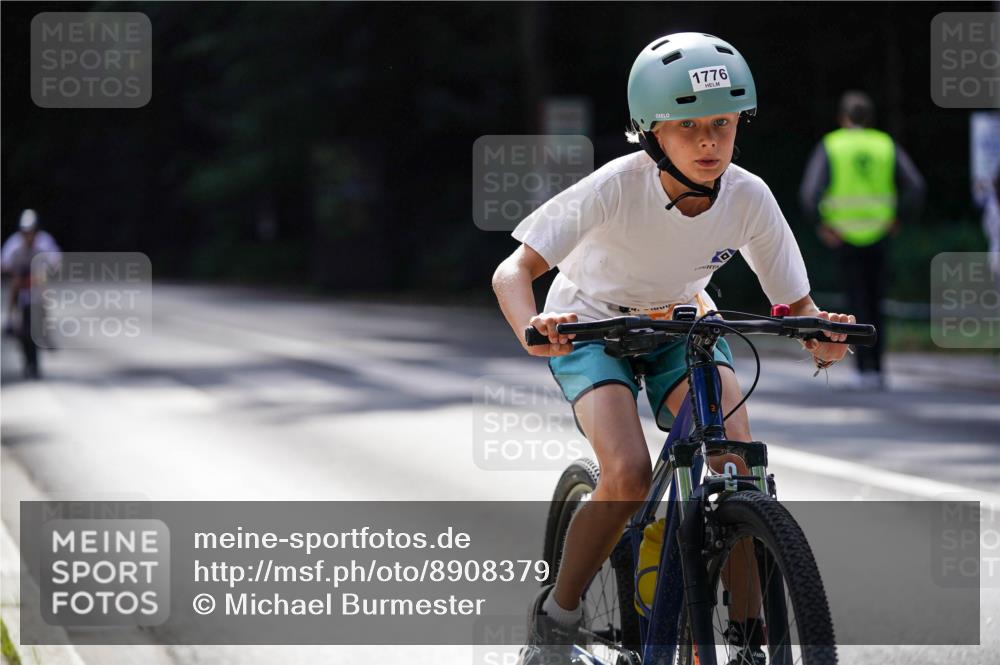 14.09.2025 - Stadtparktriathlon Michael Burmester http://msf.ph/oto/8908379 14.09.2025 14:25:11 Radfahren 1697, 1703, 1716, 1731, 1732, 1733, 1774, 1775, 1776, 1788 meine-sportfotos.de