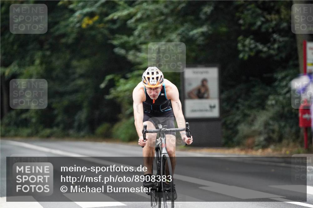 14.09.2025 - Stadtparktriathlon Michael Burmester http://msf.ph/oto/8908383 14.09.2025 09:29:35 Radfahren 418, 437, 460 meine-sportfotos.de