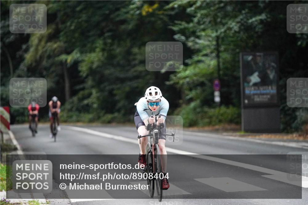 14.09.2025 - Stadtparktriathlon Michael Burmester http://msf.ph/oto/8908404 14.09.2025 09:30:00 Radfahren 394, 412, 450, 458, 484, 501 meine-sportfotos.de