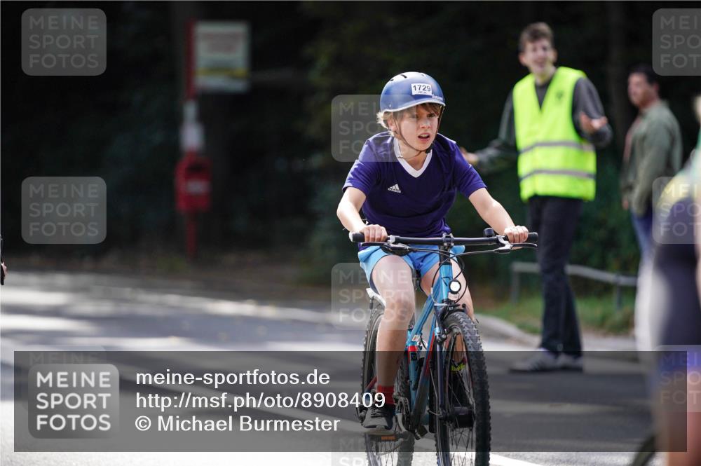 14.09.2025 - Stadtparktriathlon Michael Burmester http://msf.ph/oto/8908409 14.09.2025 14:25:23 Radfahren 1702, 1707, 1711, 1716, 1717, 1729, 1731, 1733, 1759, 1766, 1771, 1774, 1789, 1864 meine-sportfotos.de