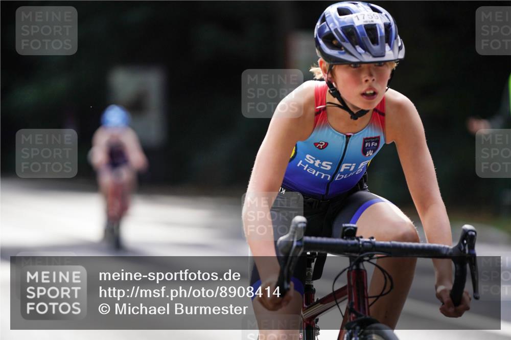 14.09.2025 - Stadtparktriathlon Michael Burmester http://msf.ph/oto/8908414 14.09.2025 14:25:25 Radfahren 1693, 1702, 1707, 1711, 1717, 1729, 1731, 1741, 1759, 1766, 1769, 1771, 1780, 1789, 1864 meine-sportfotos.de