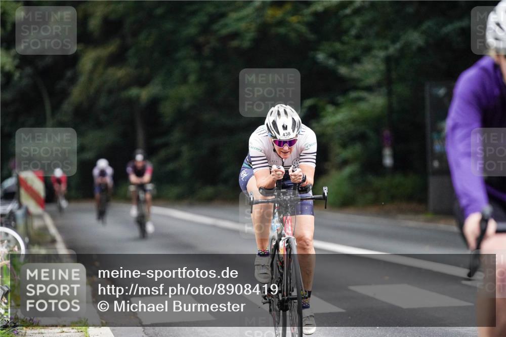 14.09.2025 - Stadtparktriathlon Michael Burmester http://msf.ph/oto/8908419 14.09.2025 09:34:50 Radfahren 383, 386, 438, 477, 492 meine-sportfotos.de