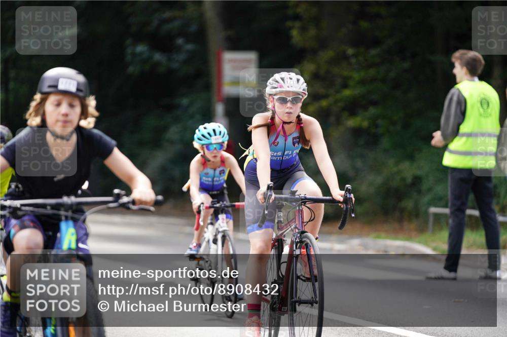 14.09.2025 - Stadtparktriathlon Michael Burmester http://msf.ph/oto/8908432 14.09.2025 14:25:31 Radfahren 1692, 1693, 1707, 1711, 1723, 1724, 1725, 1739, 1741, 1766, 1769, 1771, 1780, 1864 meine-sportfotos.de