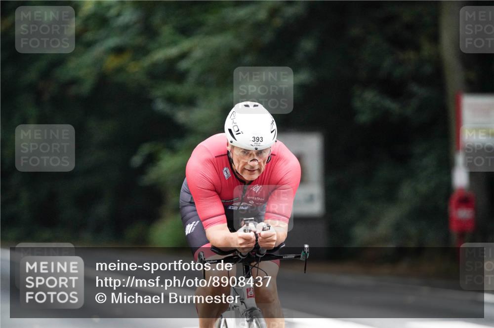 14.09.2025 - Stadtparktriathlon Michael Burmester http://msf.ph/oto/8908437 14.09.2025 09:35:00 Radfahren 383, 386, 393, 456 meine-sportfotos.de