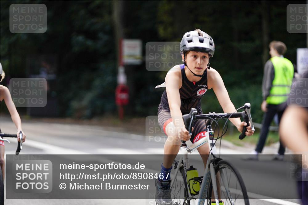 14.09.2025 - Stadtparktriathlon Michael Burmester http://msf.ph/oto/8908467 14.09.2025 14:25:42 Radfahren 1692, 1710, 1724, 1736, 1745, 1753, 1755, 1777, 1783 meine-sportfotos.de