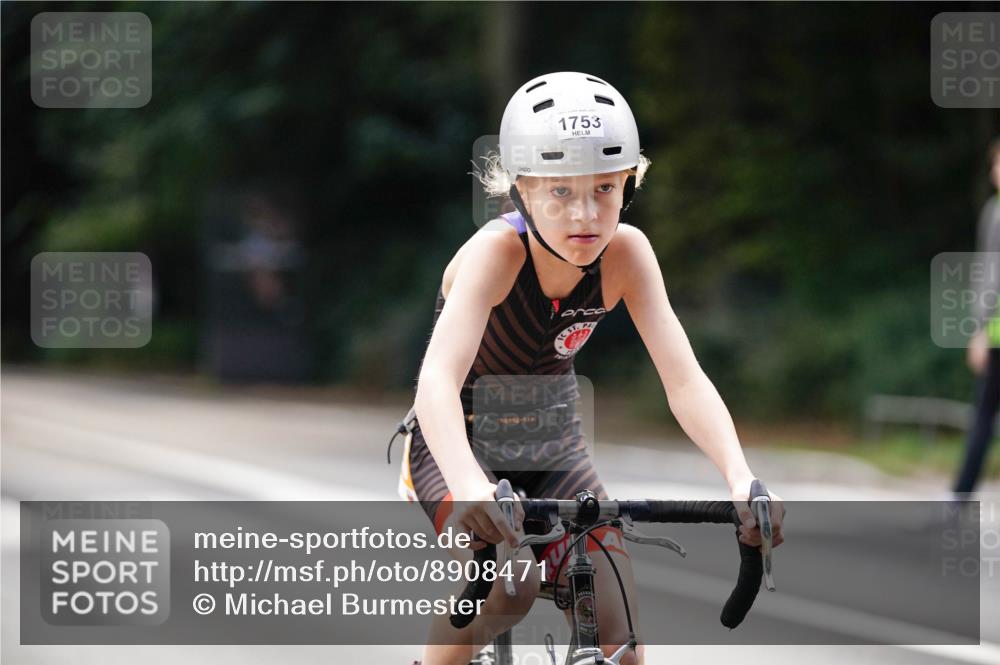 14.09.2025 - Stadtparktriathlon Michael Burmester http://msf.ph/oto/8908471 14.09.2025 14:25:43 Radfahren 1692, 1710, 1724, 1736, 1745, 1753, 1755, 1777, 1783 meine-sportfotos.de