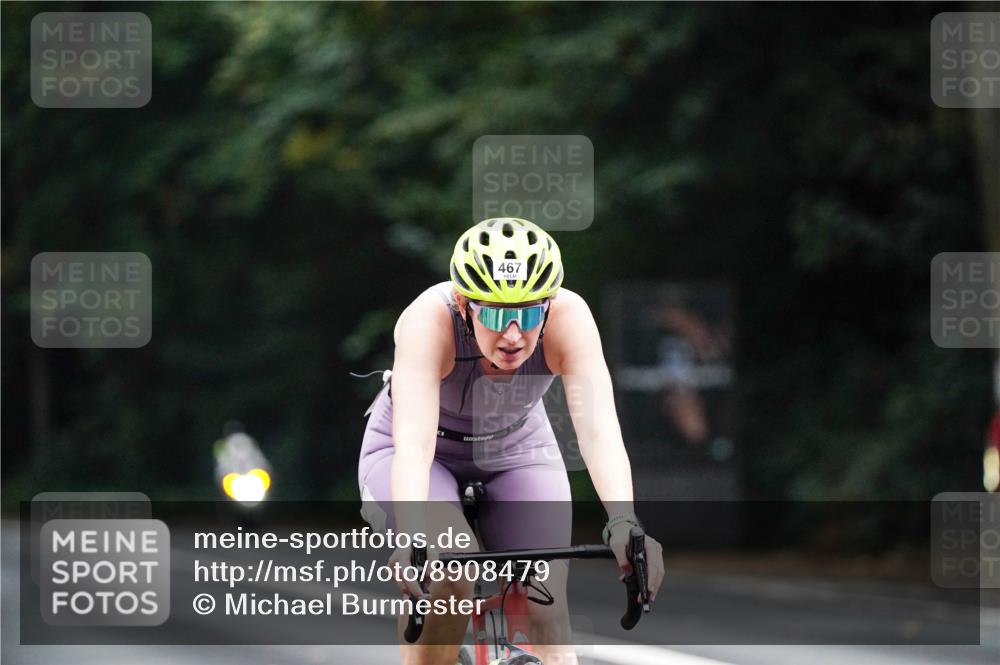 14.09.2025 - Stadtparktriathlon Michael Burmester http://msf.ph/oto/8908479 14.09.2025 09:35:39 Radfahren 410, 467, 498 meine-sportfotos.de