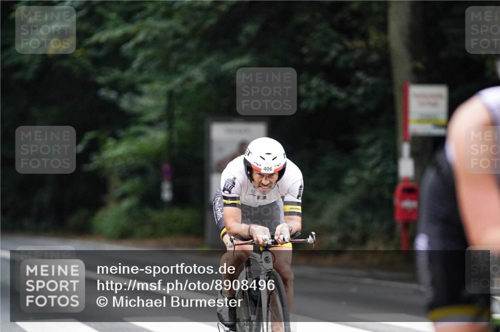 14.09.2025 - Stadtparktriathlon Michael Burmester http://msf.ph/oto/8908496 14.09.2025 09:35:51 Radfahren 392, 406, 460, 462, 487, 505 meine-sportfotos.de
