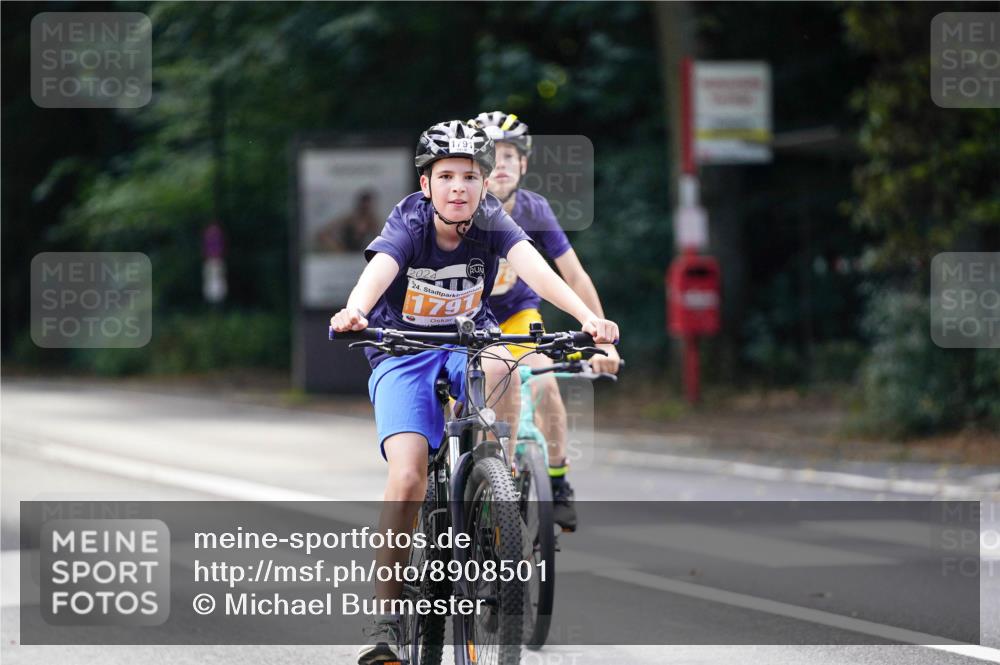 14.09.2025 - Stadtparktriathlon Michael Burmester http://msf.ph/oto/8908501 14.09.2025 14:25:57 Radfahren 1701, 1720, 1740, 1743, 1770, 1778, 1786, 1791 meine-sportfotos.de